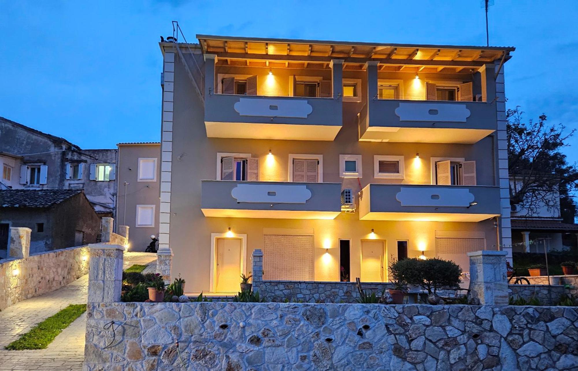 Apartmán Grey Luxury House Ypsos Exteriér fotografie