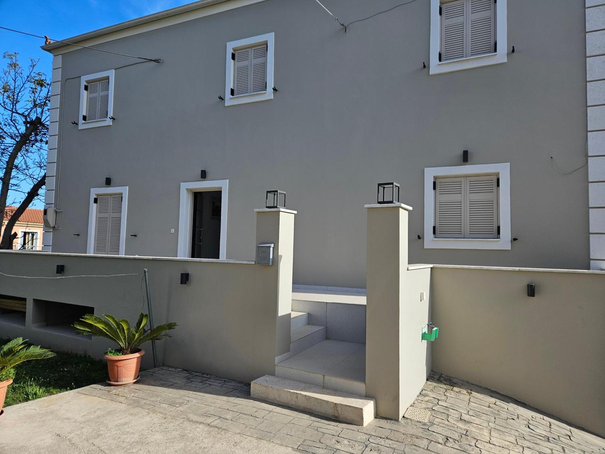 Apartmán Grey Luxury House Ypsos Exteriér fotografie